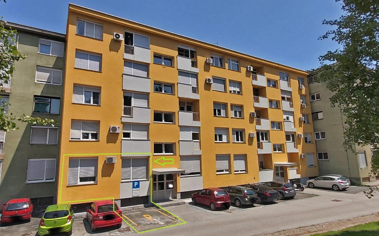 Ka Star Apartment Karlovac Exterior foto