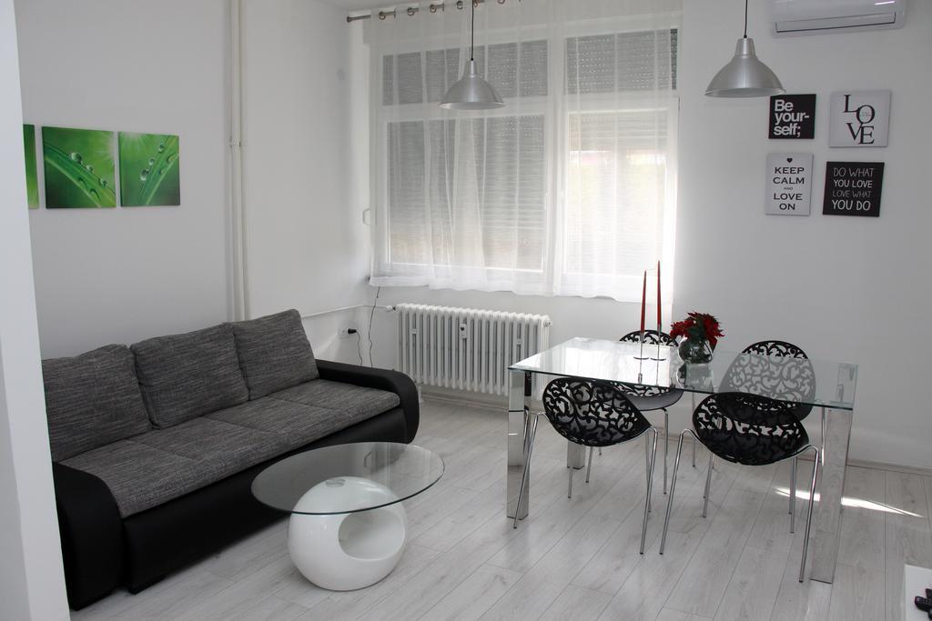 Ka Star Apartment Karlovac Exterior foto