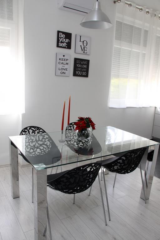 Ka Star Apartment Karlovac Exterior foto